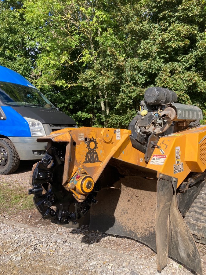 Bandit SG40 tracked stump grinder