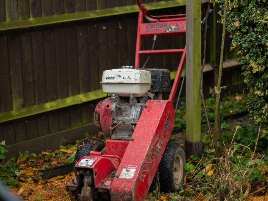 Carlton 900H stump grinder
