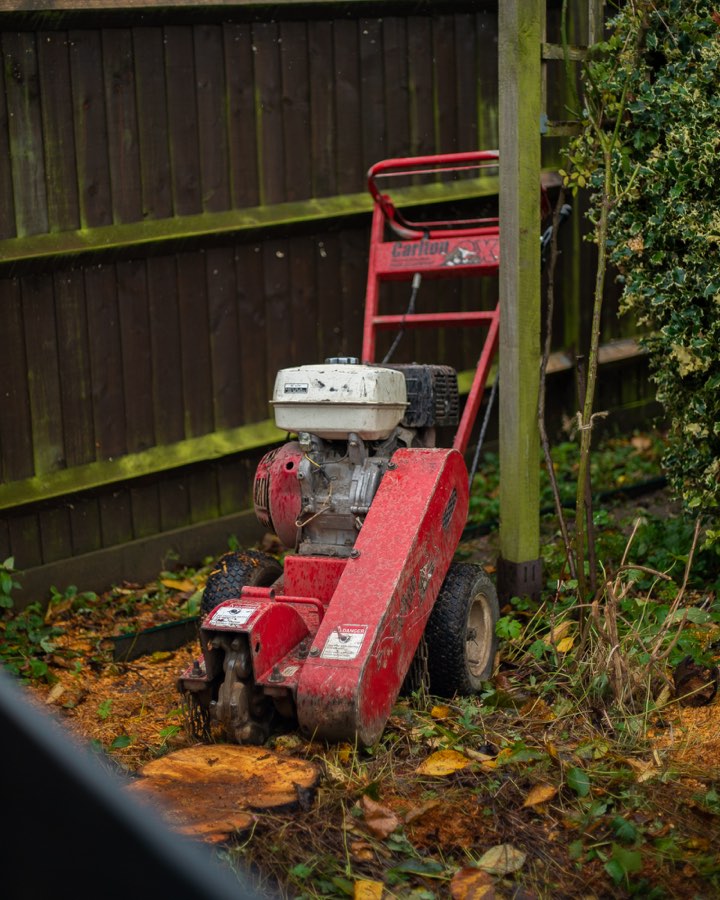 Carlton 900H stump grinder